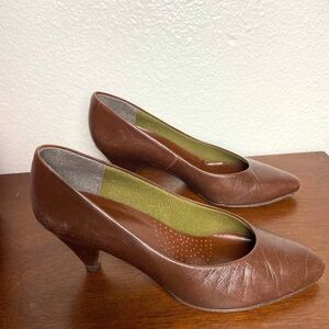 Vintage D. Evans Brown Women's Pumps